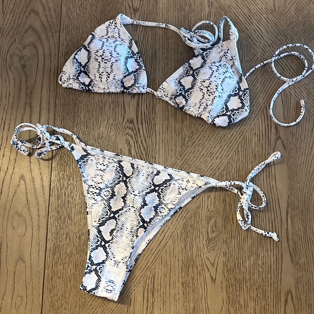 Snake print bikini